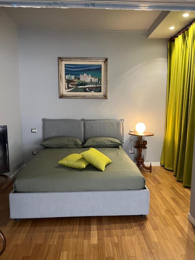 Ferienwohnung Luxuryflat 42 Bari Exterior foto